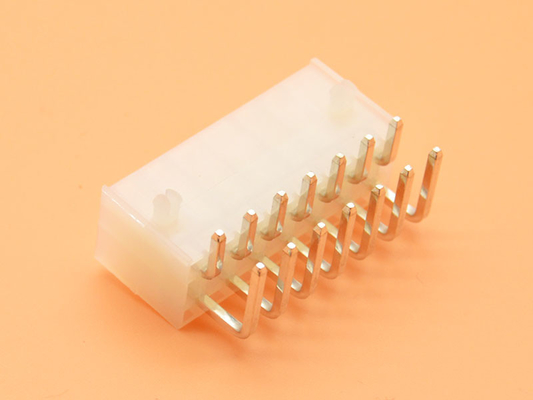 1-121110 Spritzen-Plastikgegenstände mit Pin Point Gate